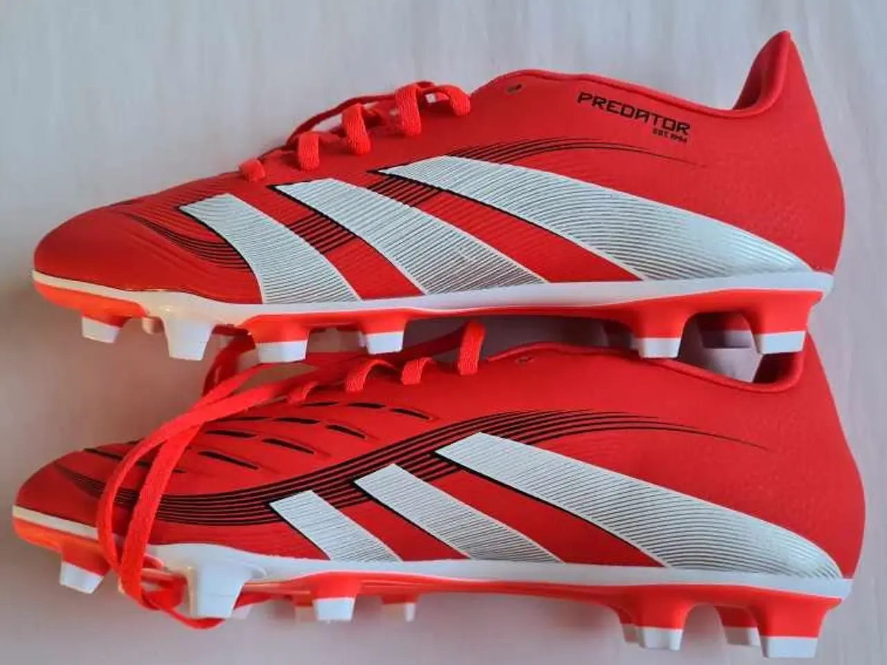 Billede 3 - Adidas Predator fodboldstøvler rød hvid, str. 8