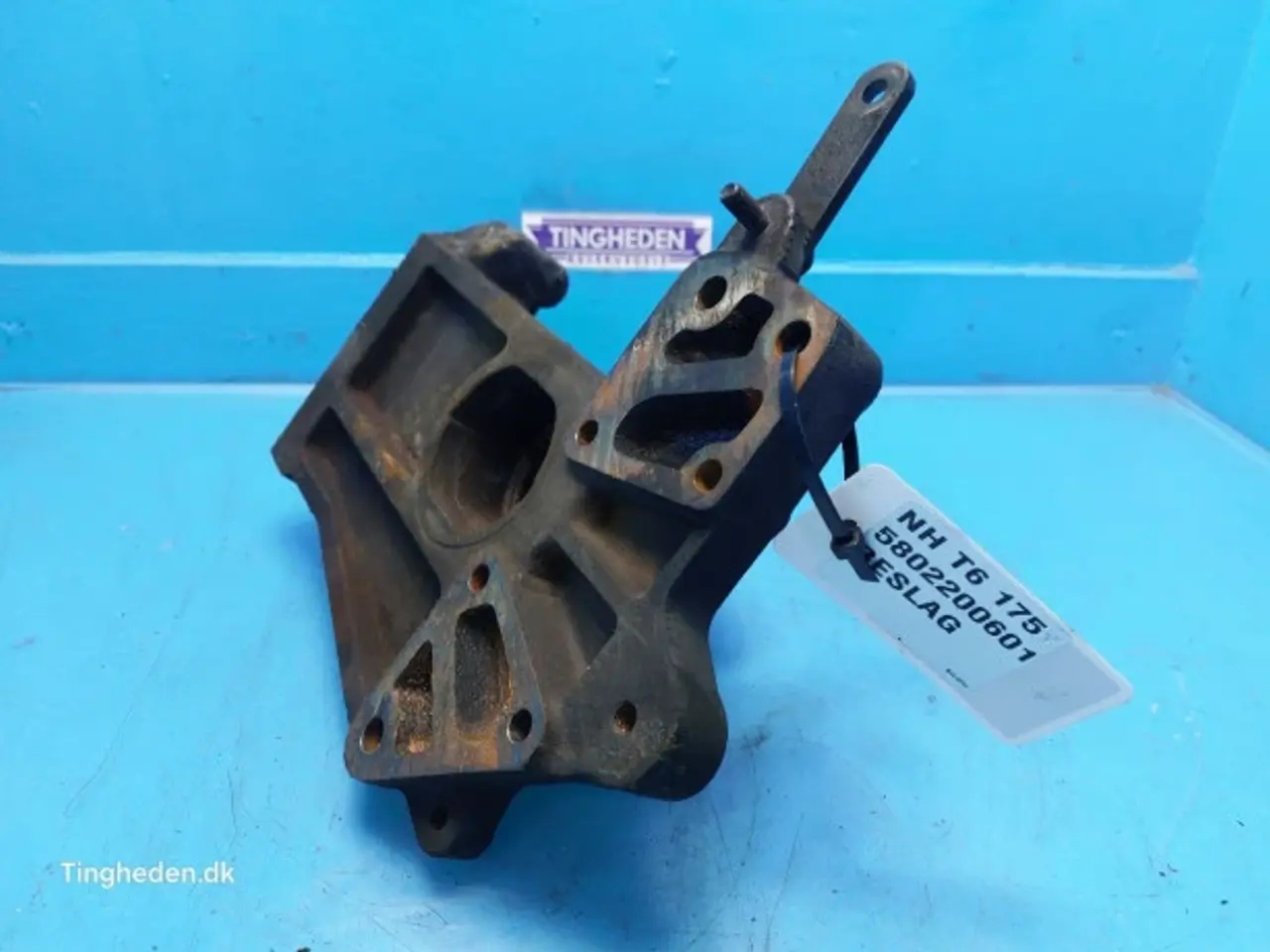 Billede 13 - Iveco F4DFE414Z Beslag Motor 5802200601