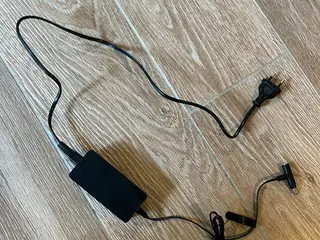 soundboks oplader