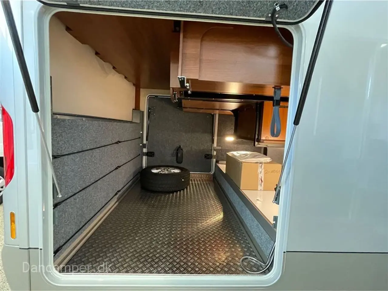 Billede 43 - 2025 - Carthago liner-for-two 53 L   Fabriksny luxuscamper