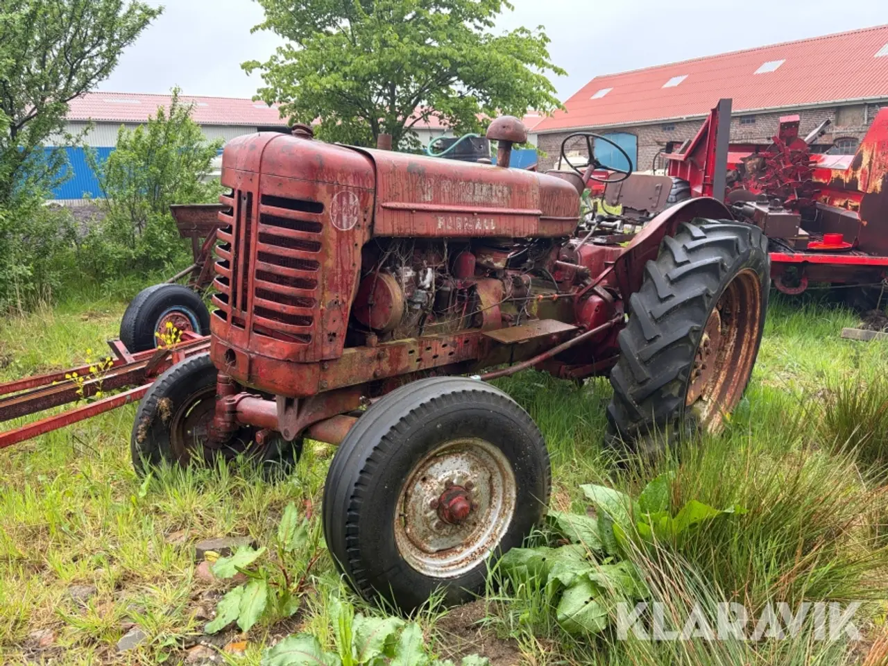 Billede 1 - Traktor McCormick International B-450