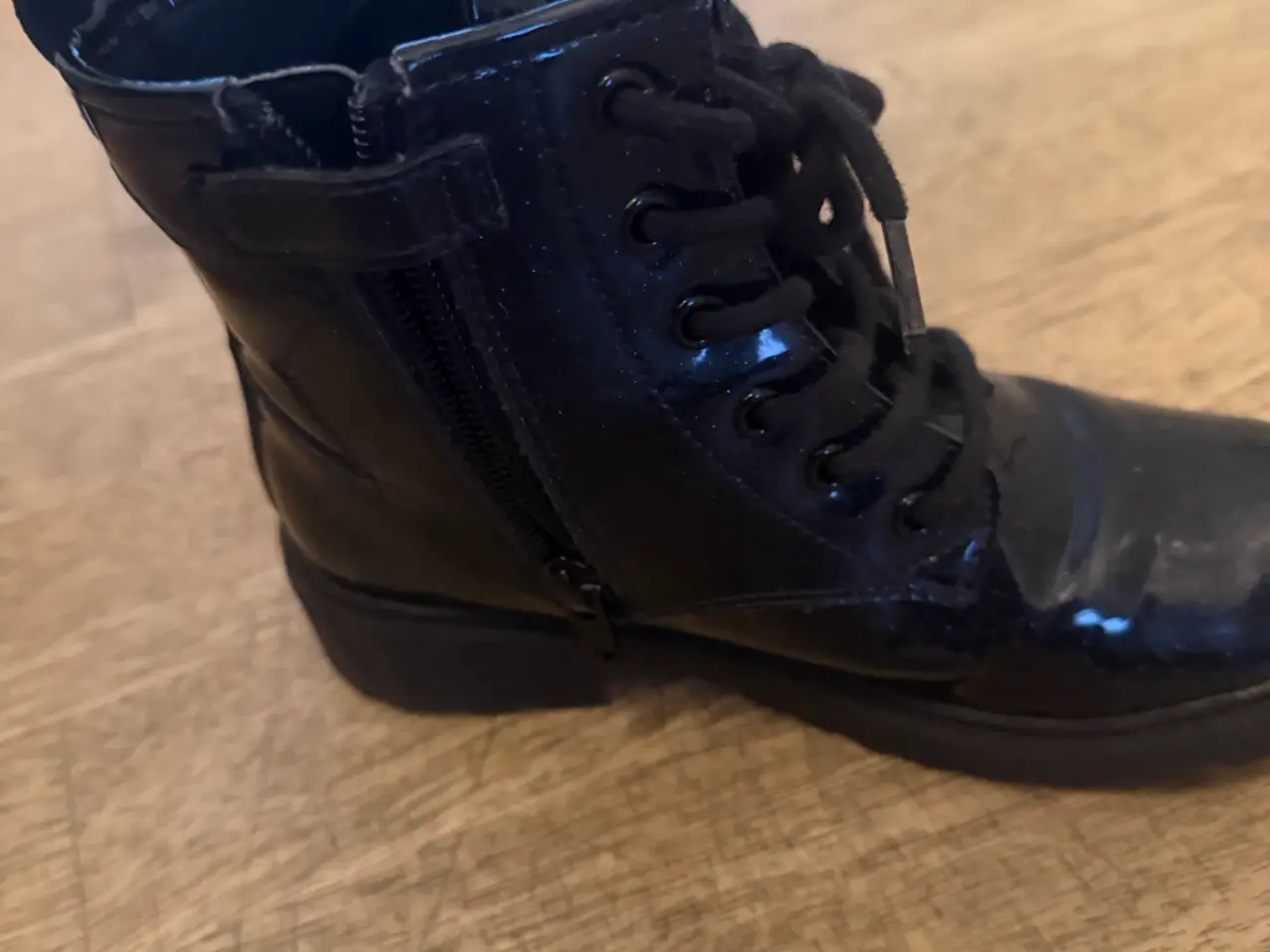 Billede 2 - Flotte Geox støvler til piger – str. 32 🖤