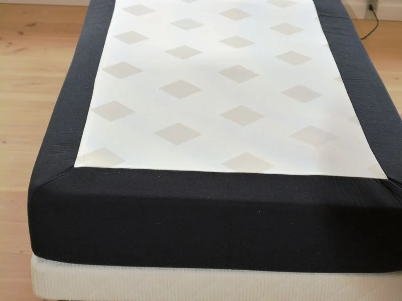Billede 6 - Jensen elevationsseng sort/hvid