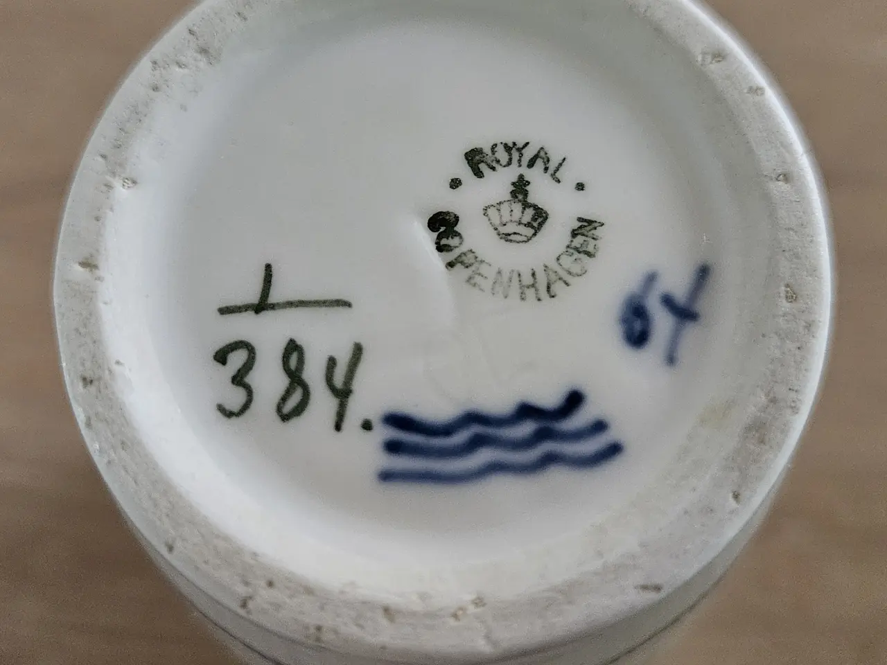 Billede 4 - ROYAL COPENHAGEN VASE 1/384 MUSSELMALET