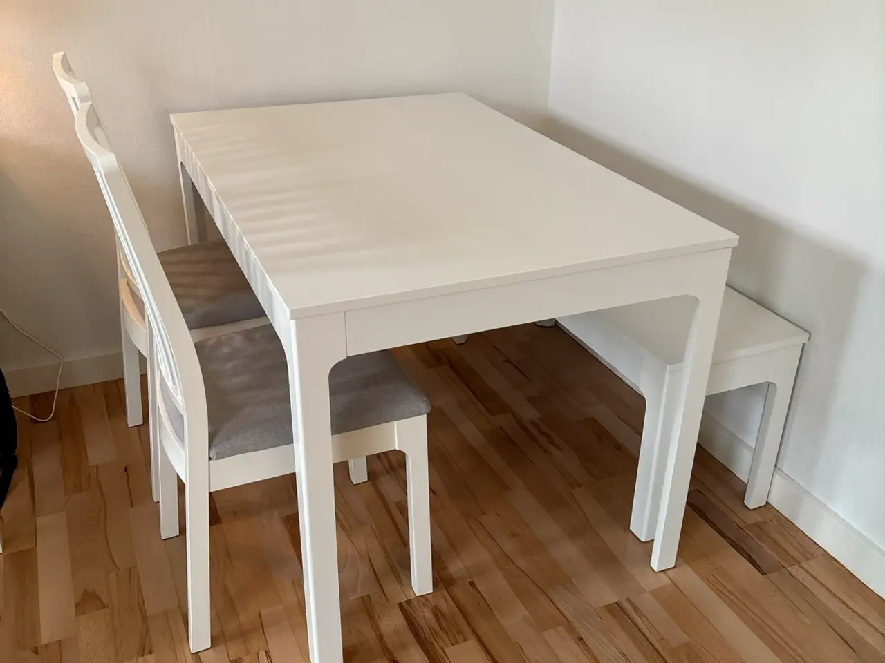 Billede 1 - Kitchen Table and Chairs