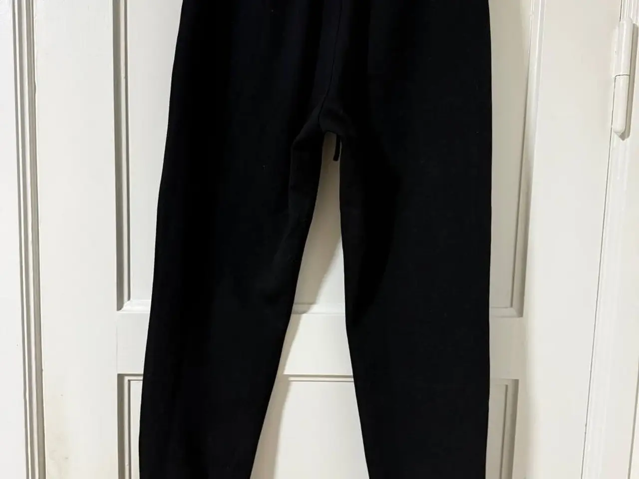 Billede 3 - Sorte sweatpants med detaljer – komfort & stil