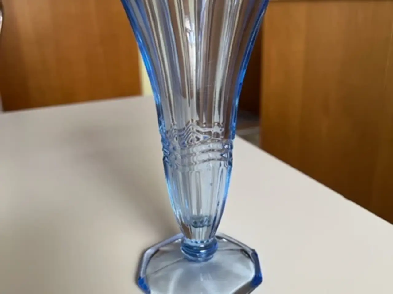Billede 1 - Blå vase i glas