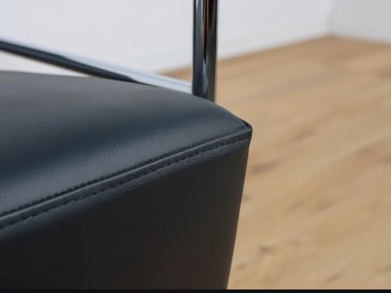 Billede 10 - Super elegant og lækker design lænestol  " Lammhul