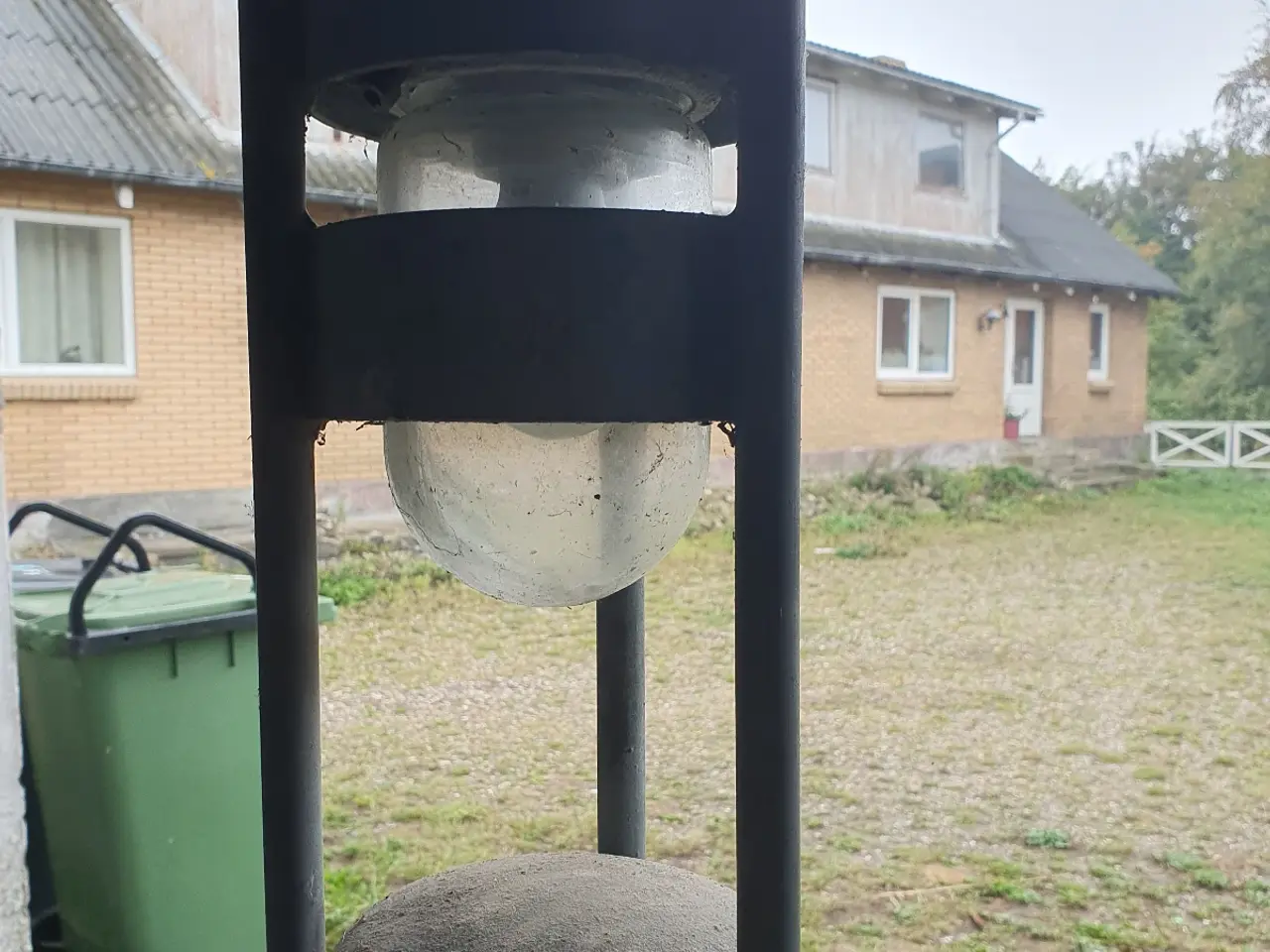 Billede 2 - Gårdlamper/ indkørsel lamper