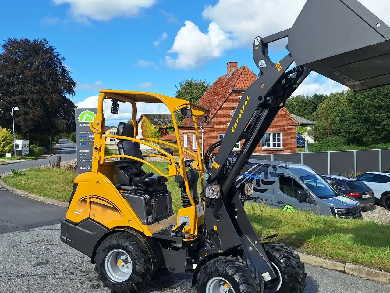 Billede 18 - Eurotrac W11 mellem arm