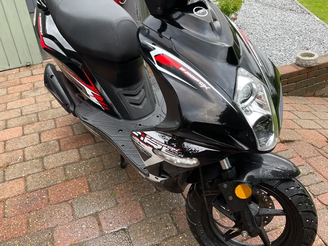 Billede 1 - Flot 45 scooter VGA Firefox årgang 2017.