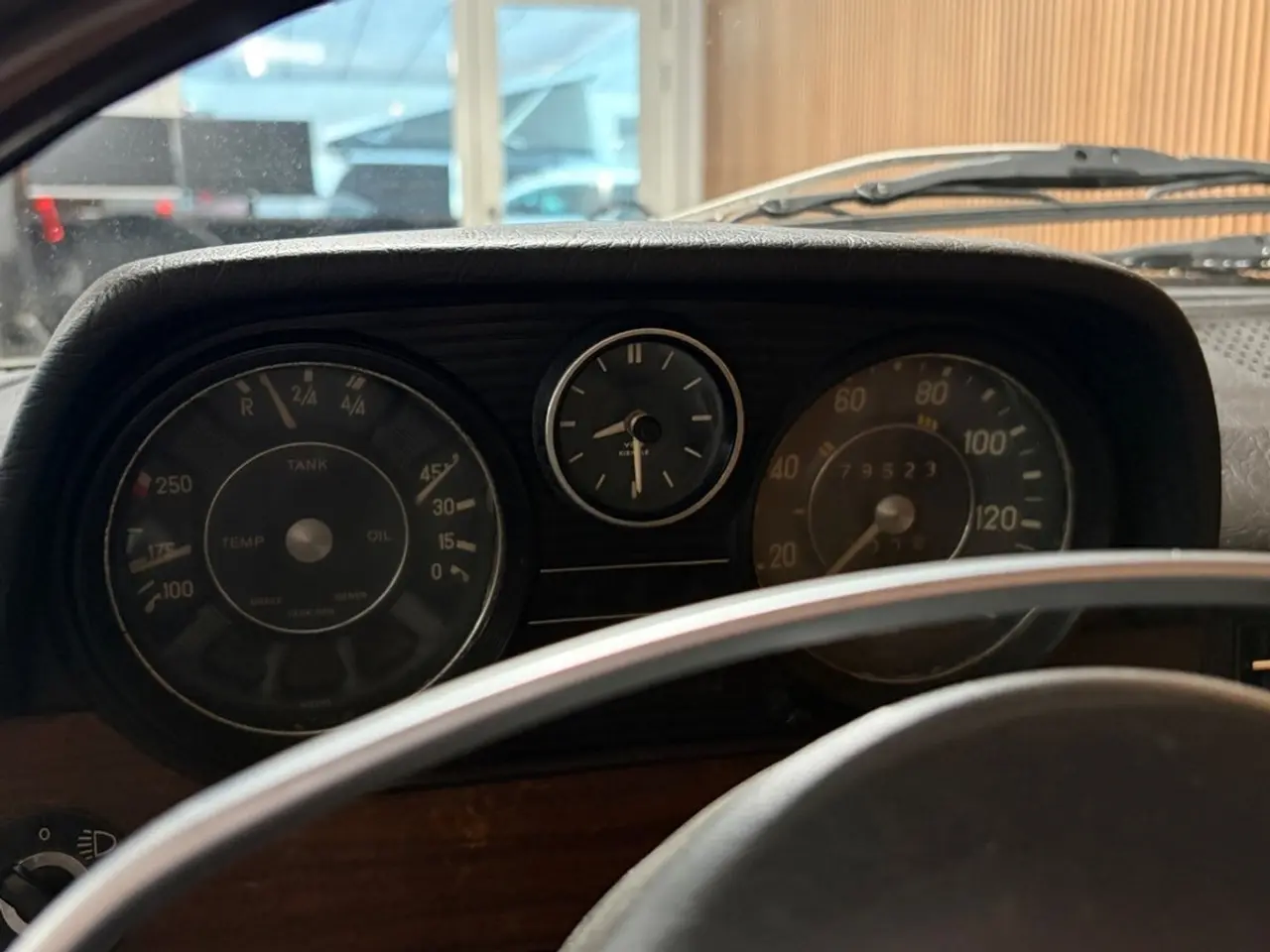 Billede 14 - Mercedes 250 CE 2,5 Coupé aut.