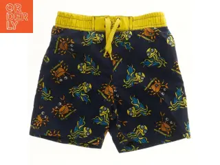 Badeshorts med krabbe- og dykkerprint fra Bluezoo (str. 98)