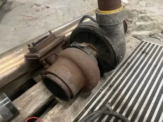 John Deere TURBO KIT PASSER TIL JD 4430