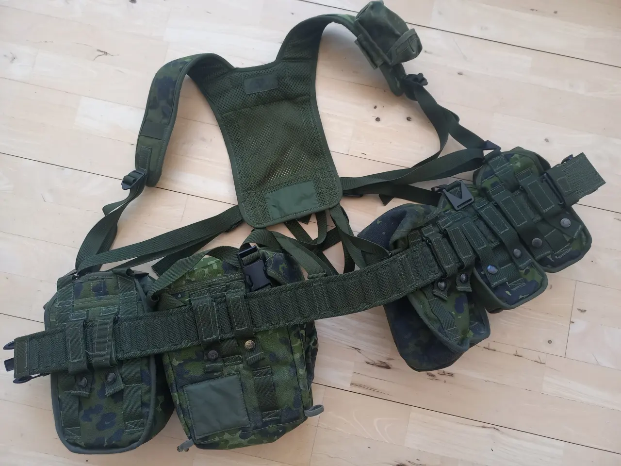 Billede 2 - Basis M/96 - M/84 - brugt, pænt - militær