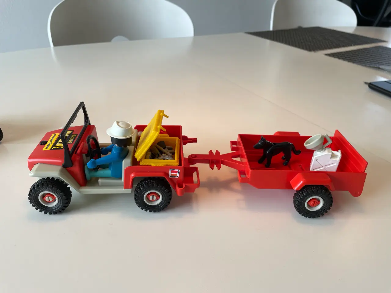 Billede 3 - Playmobil køretøjer med tilbehør
