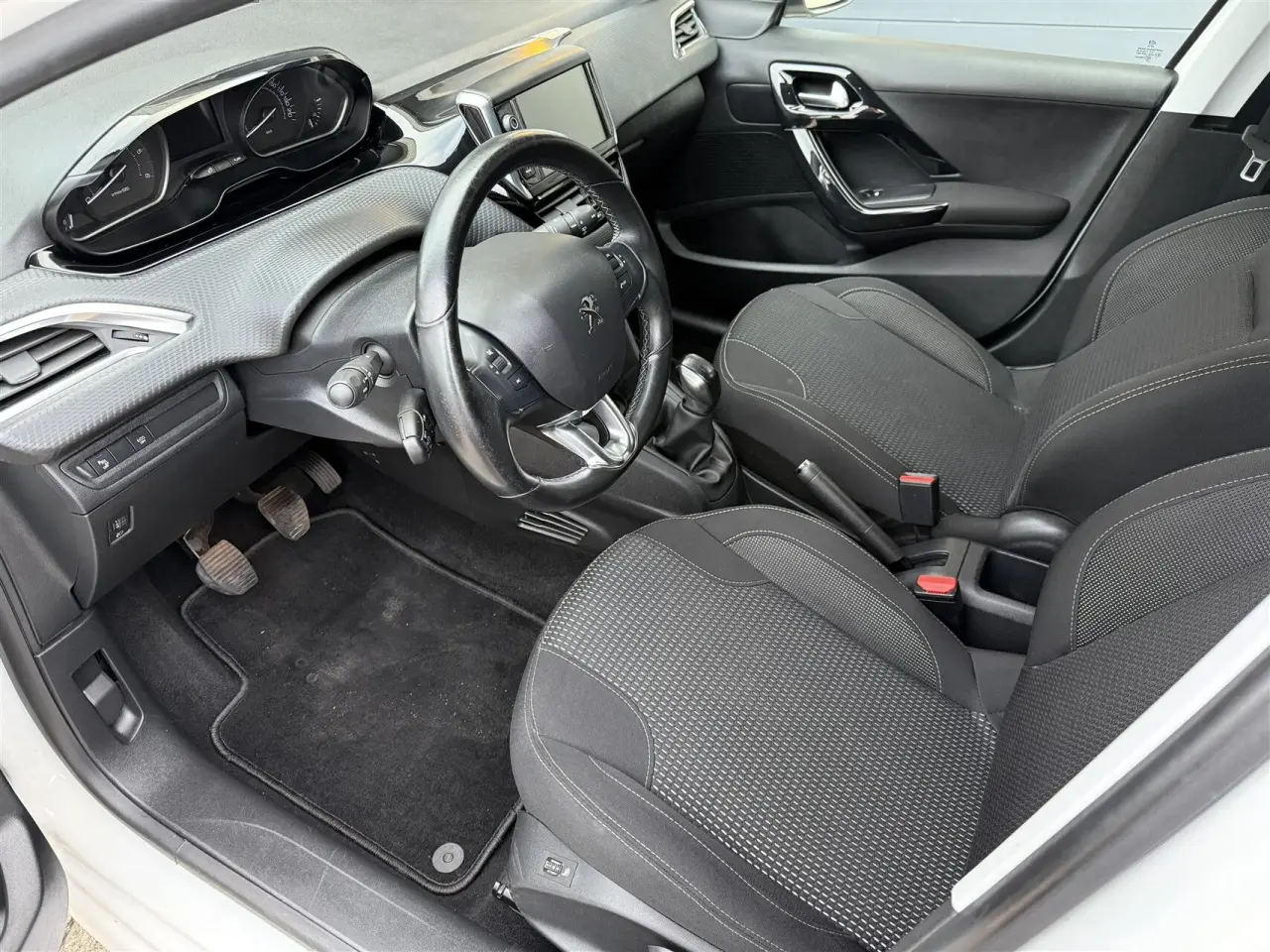 Billede 5 - Peugeot 208 1,5 BlueHDi Prestige 100HK 5d