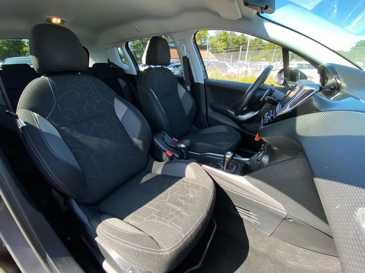 Billede 10 - Peugeot 2008 1,2 e-Vti Active Connect ESG 82HK Aut.