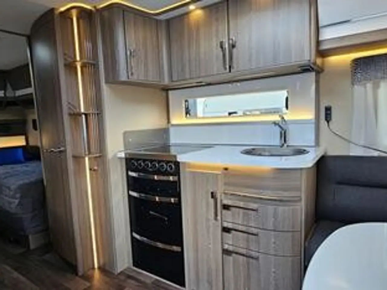 Billede 4 - Kabe Royal 600 GLE KS