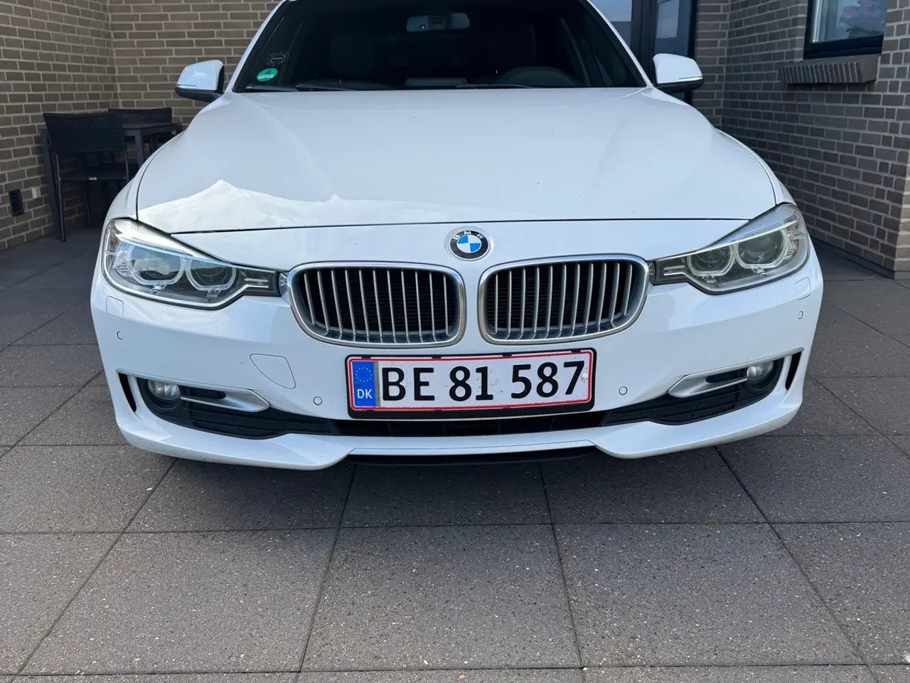 Billede 1 - Flot og veludstyret BMW 320d Touring F31 Aut.