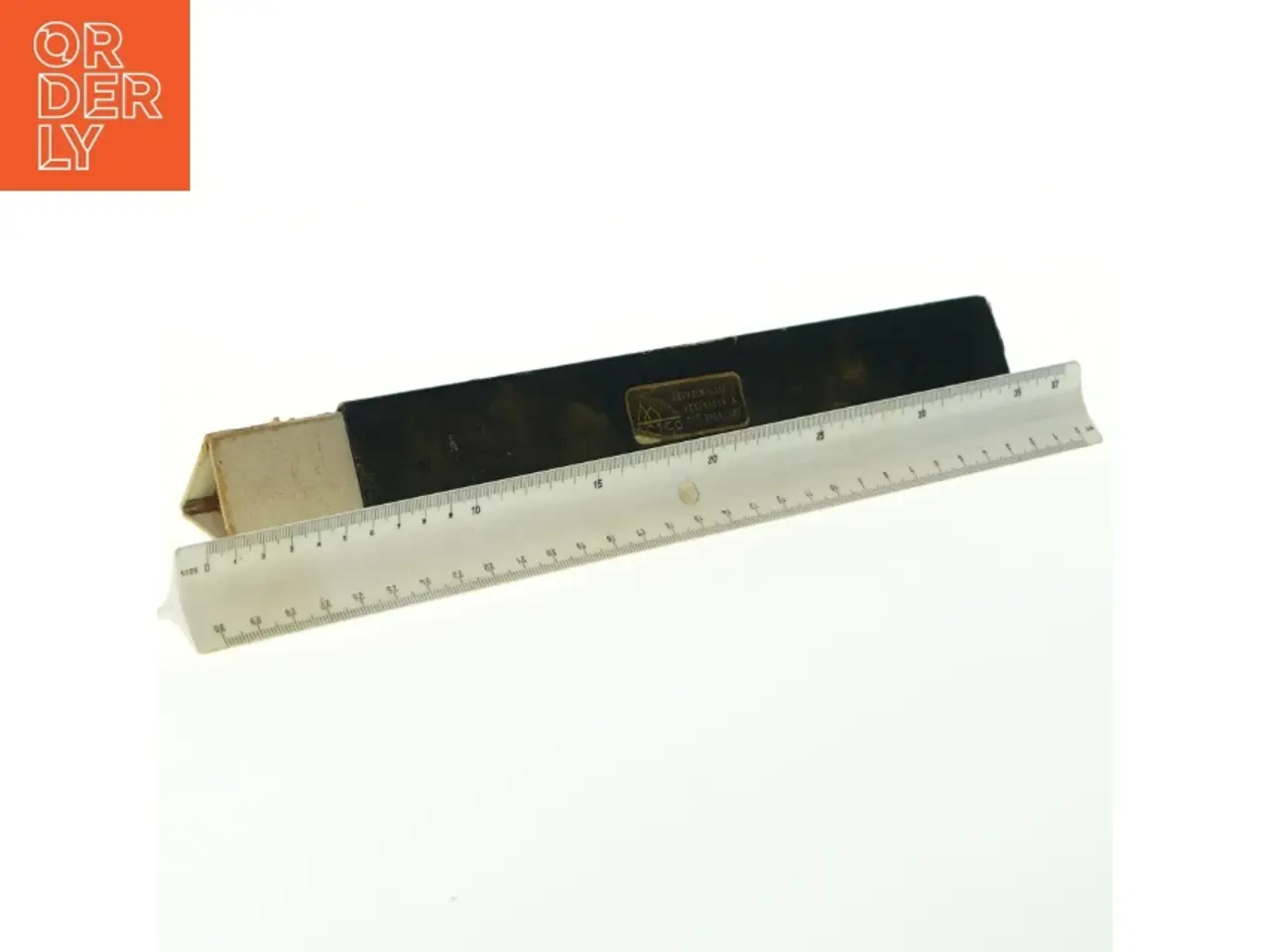 Billede 1 - Gammel målestok (str. 32x3 cm)