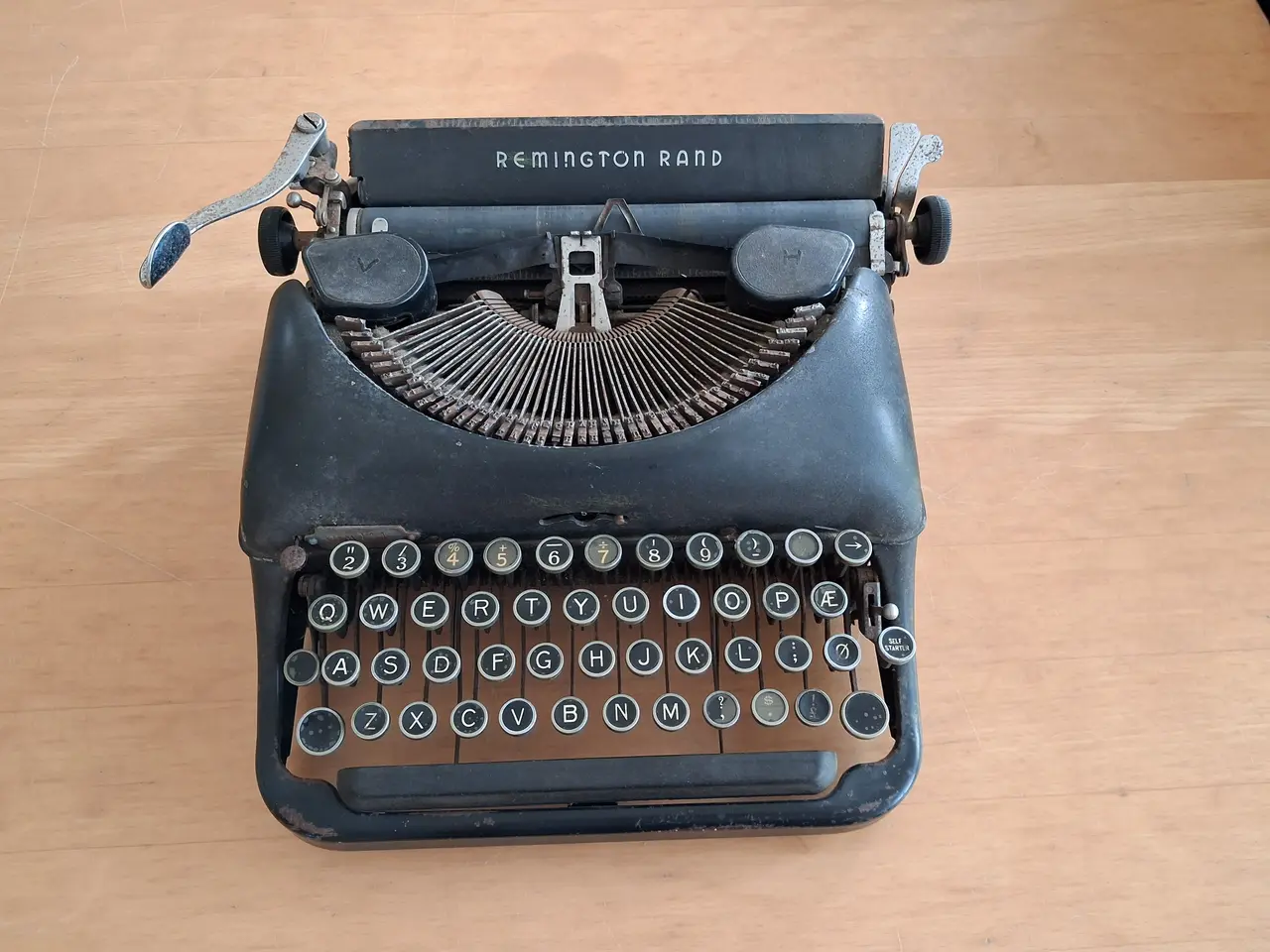 Billede 1 - Skrivemaskine, Remington Rand