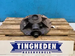 Case 8010 Tømmerør Gearkasse 84320052