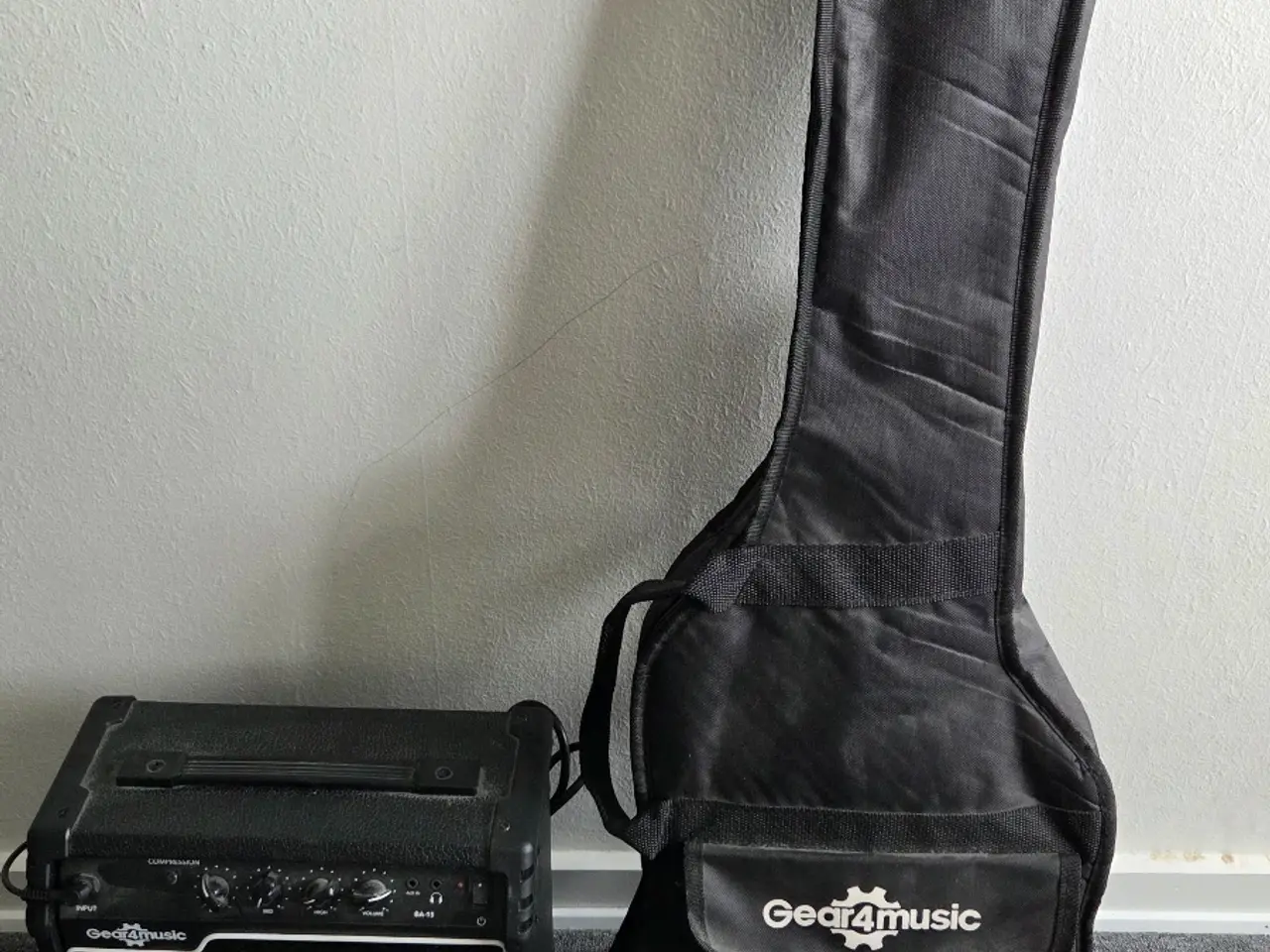 Billede 2 - Gear4music basguitar til børn