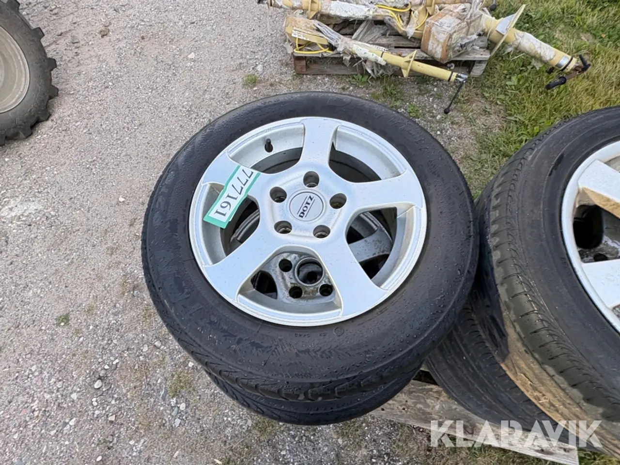 Billede 12 - Alufælge med dæk 2 sæt