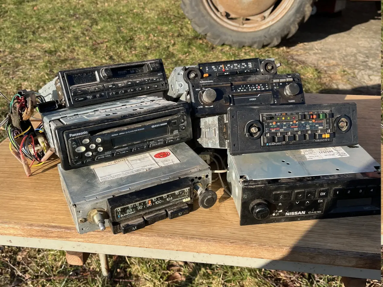 Billede 2 - Radioer til biler - gamle og ca. 50 stk.