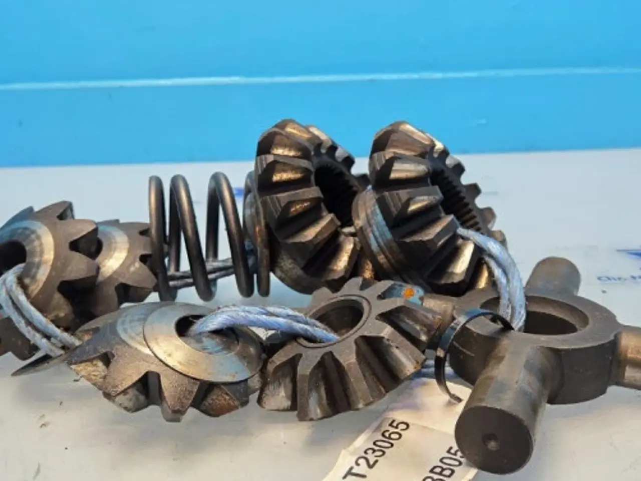 Billede 5 - Massey Ferguson 6260 Differentiale Dele 2746135M2