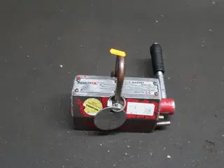 Løftemagnet 300 kg.