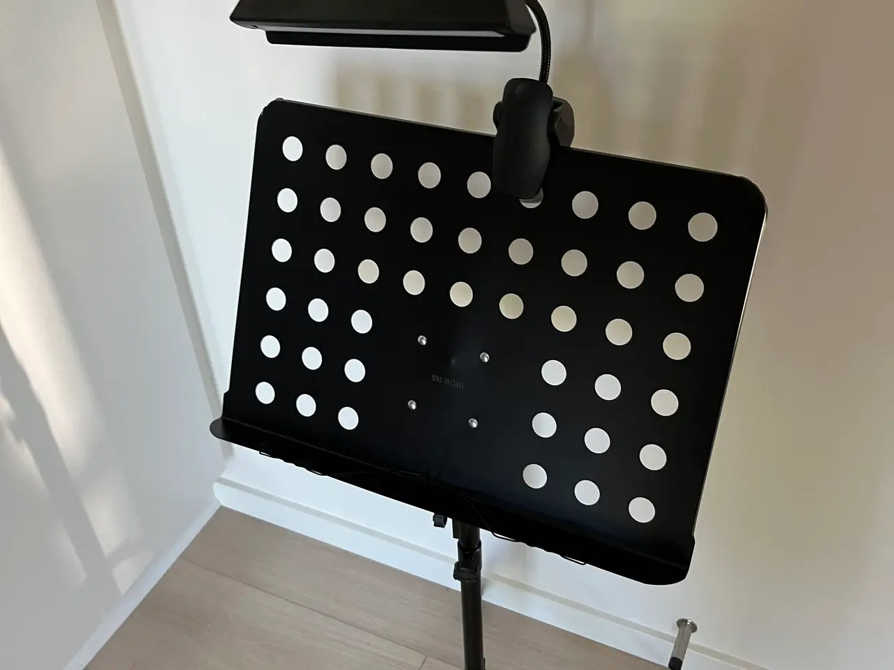 Billede 1 - Nodestativ med lampe