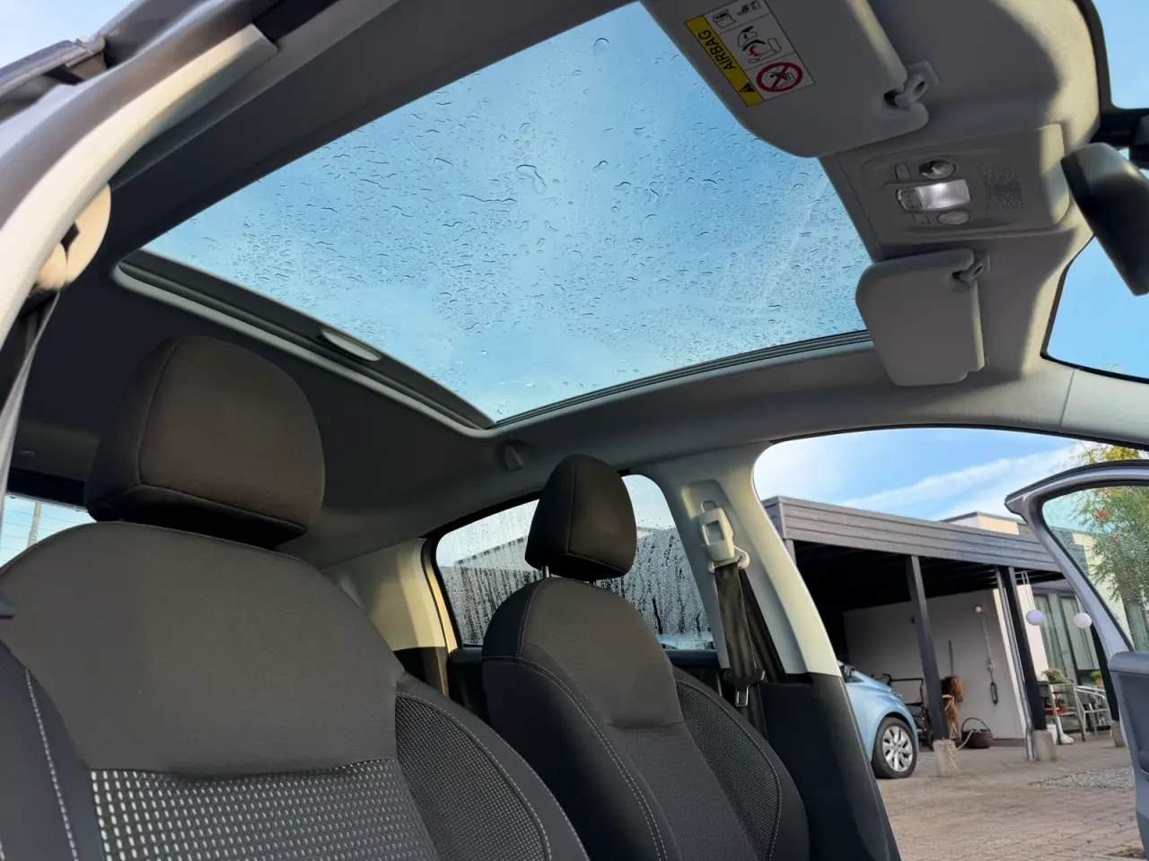 Billede 9 - Peugeot 208 1.5  BlueHDi 100 Infinity Sky