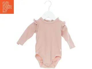 Langærmet body til baby fra Luca & Lola (str. 62)
