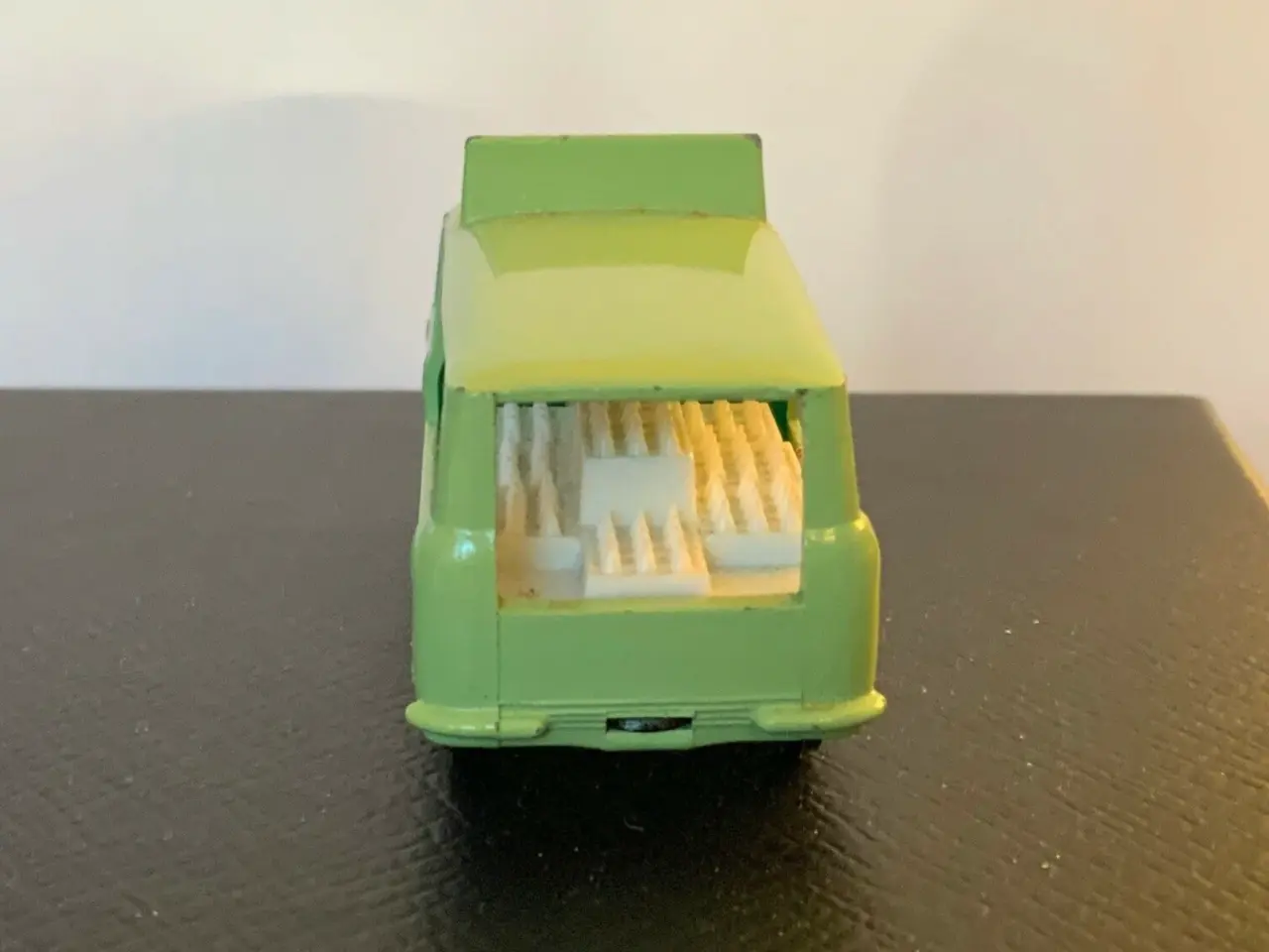 Billede 4 - Matchbox No. 21 Commer Bottle Float 