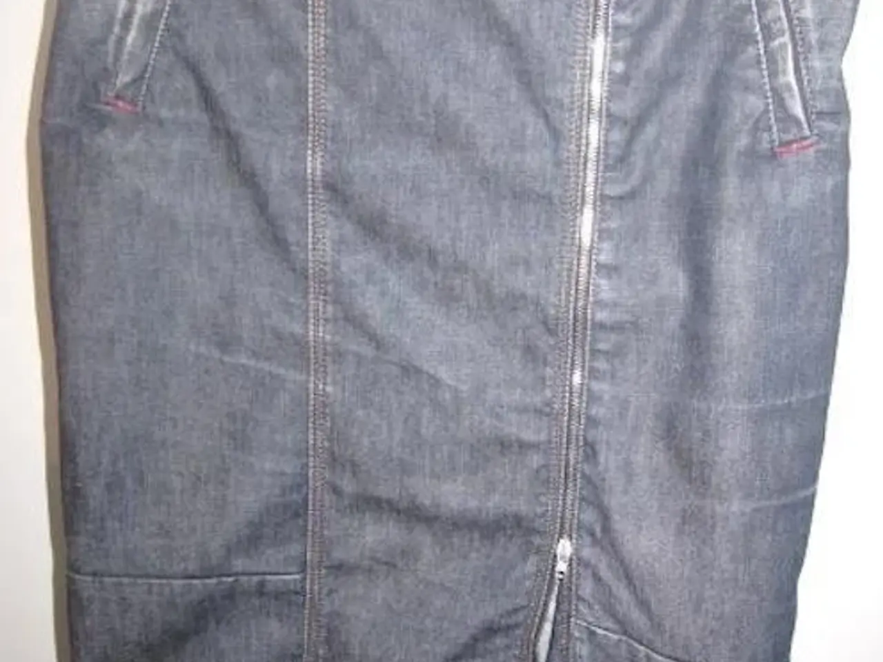 Billede 1 - SportMax, superflot nederdel, str 42
