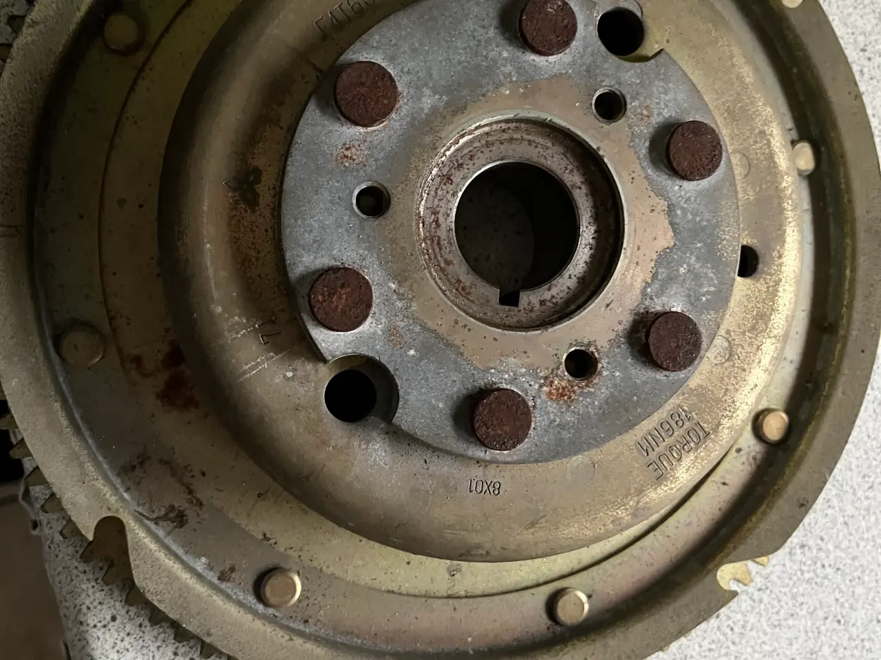 Billede 3 - Svinghjul til Yamaha 100hk år 2000