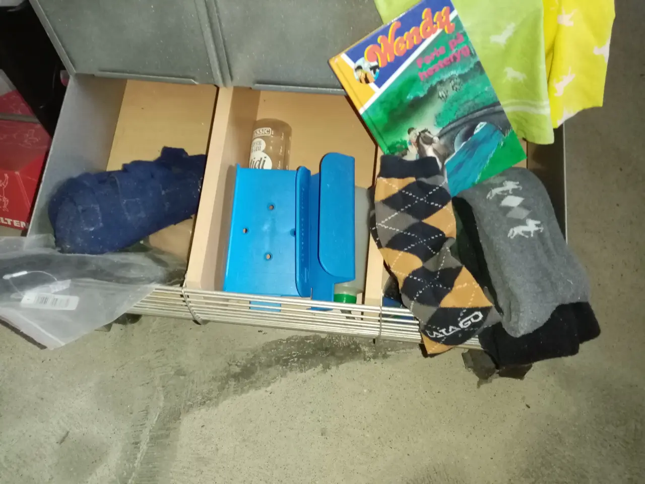 Billede 2 - Ride sokker 35-37 20 kr og andet udstyr