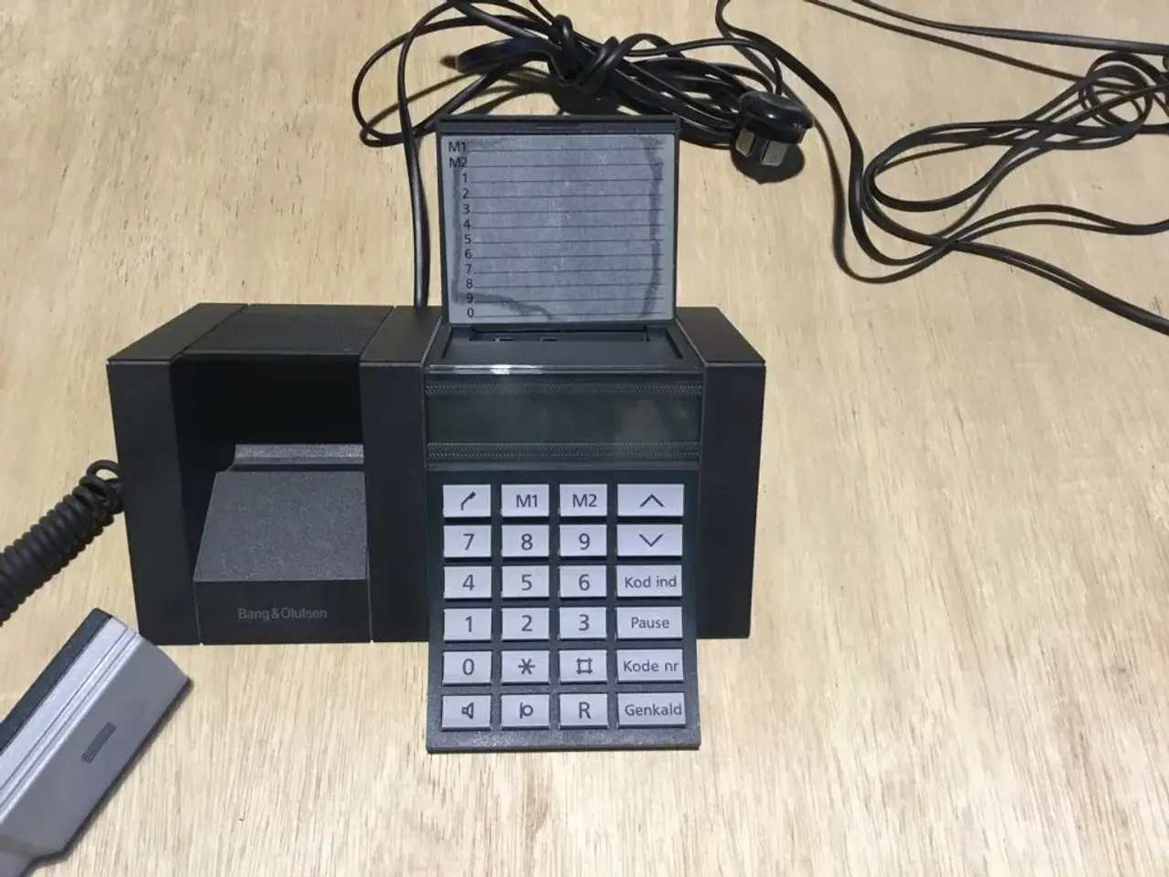 Billede 2 - 2 stk B & O telefon