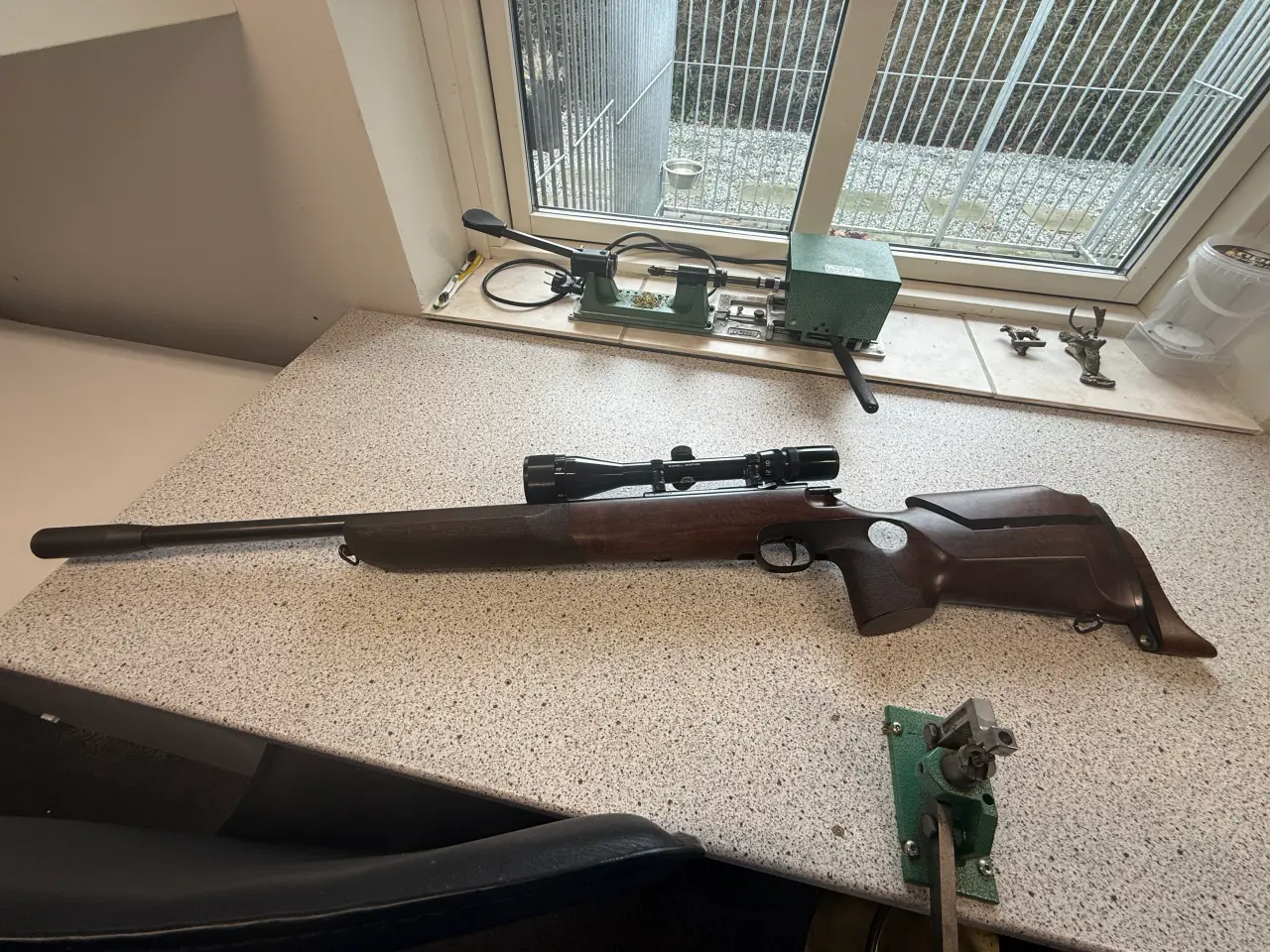 Billede 2 - Walther sports salonriffel cal. 22