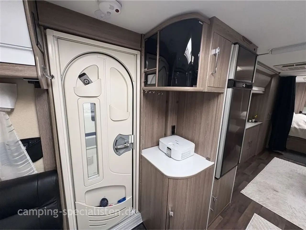 Billede 4 - 2019 - Kabe Imperial 1000 TDL E8/DL Liebhaver campingvogn - Kabe Imperial 1000 TDL KS 2019 - Se den nu hos Camping-Specialisten.dk