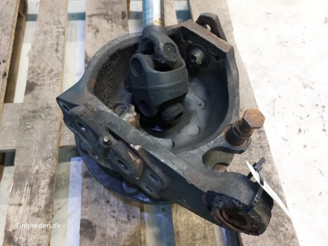 Billede 9 - Massey Ferguson 6465 Hjulnav L. 3903809M11