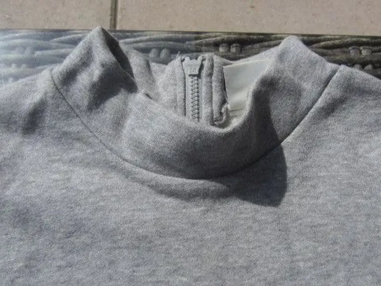 Billede 2 - Str. XS, grå bluse fra MONKI