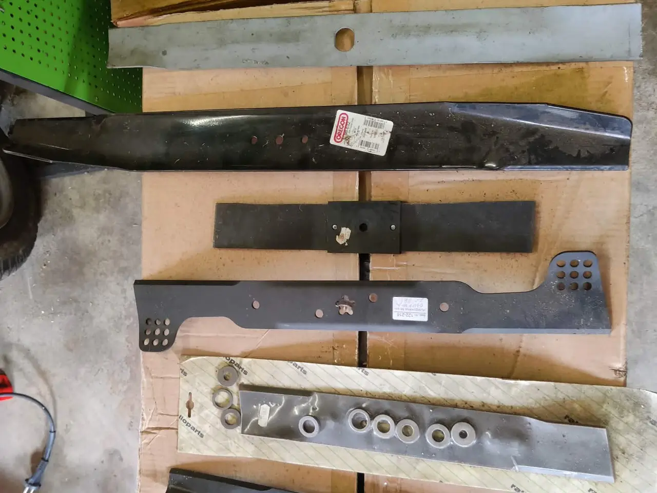 Billede 3 - Knive til plænetraktorer & plæneklippere
