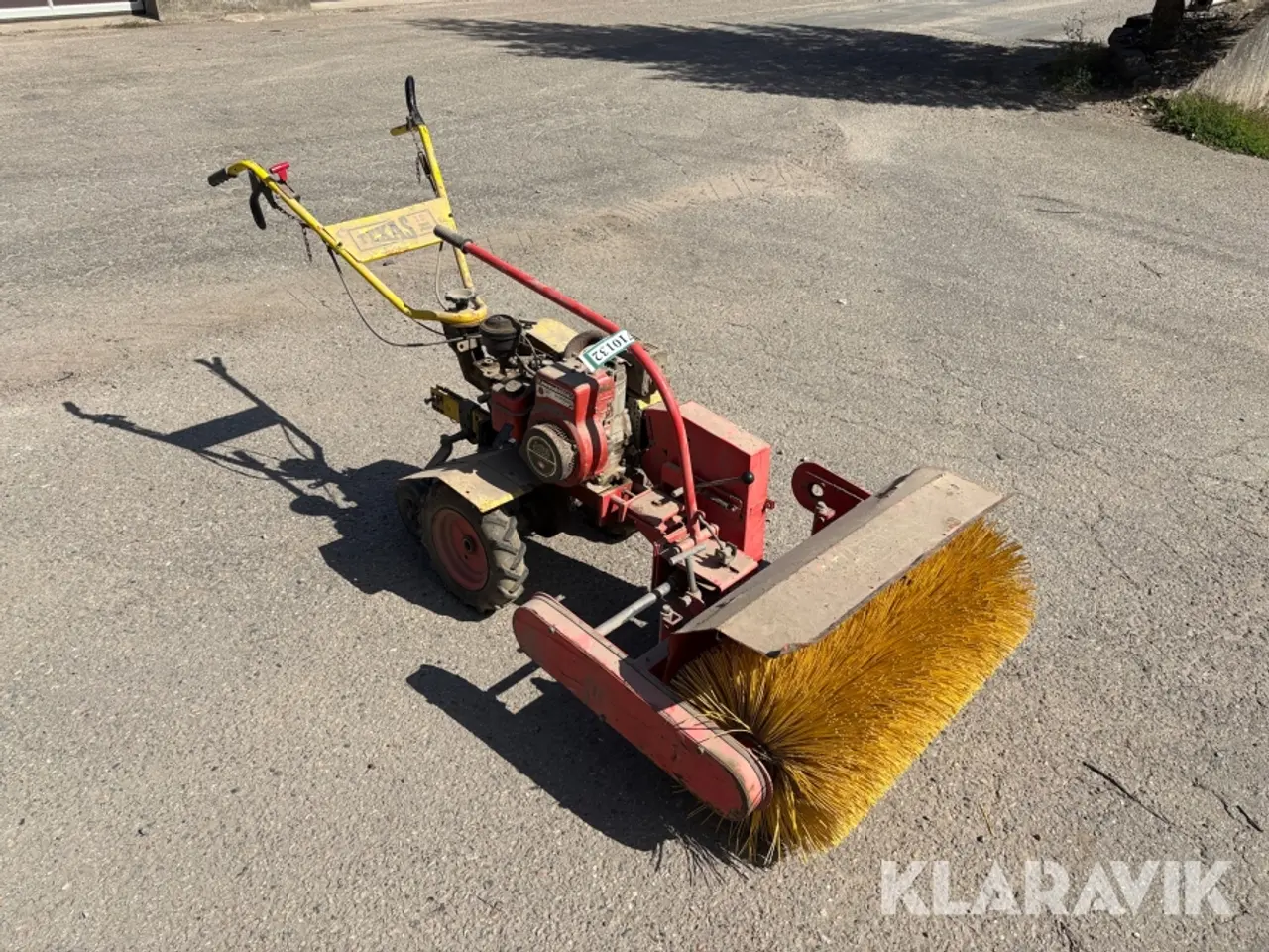Billede 3 - 2-hjulet traktor Texas 521 med kost