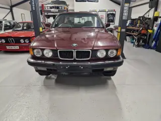 Bmw e32 750i til ophug