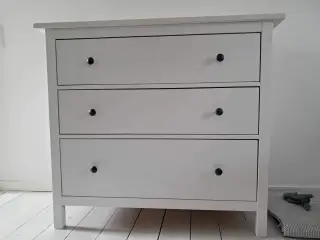 Kommode fra Ikea, HEMNES