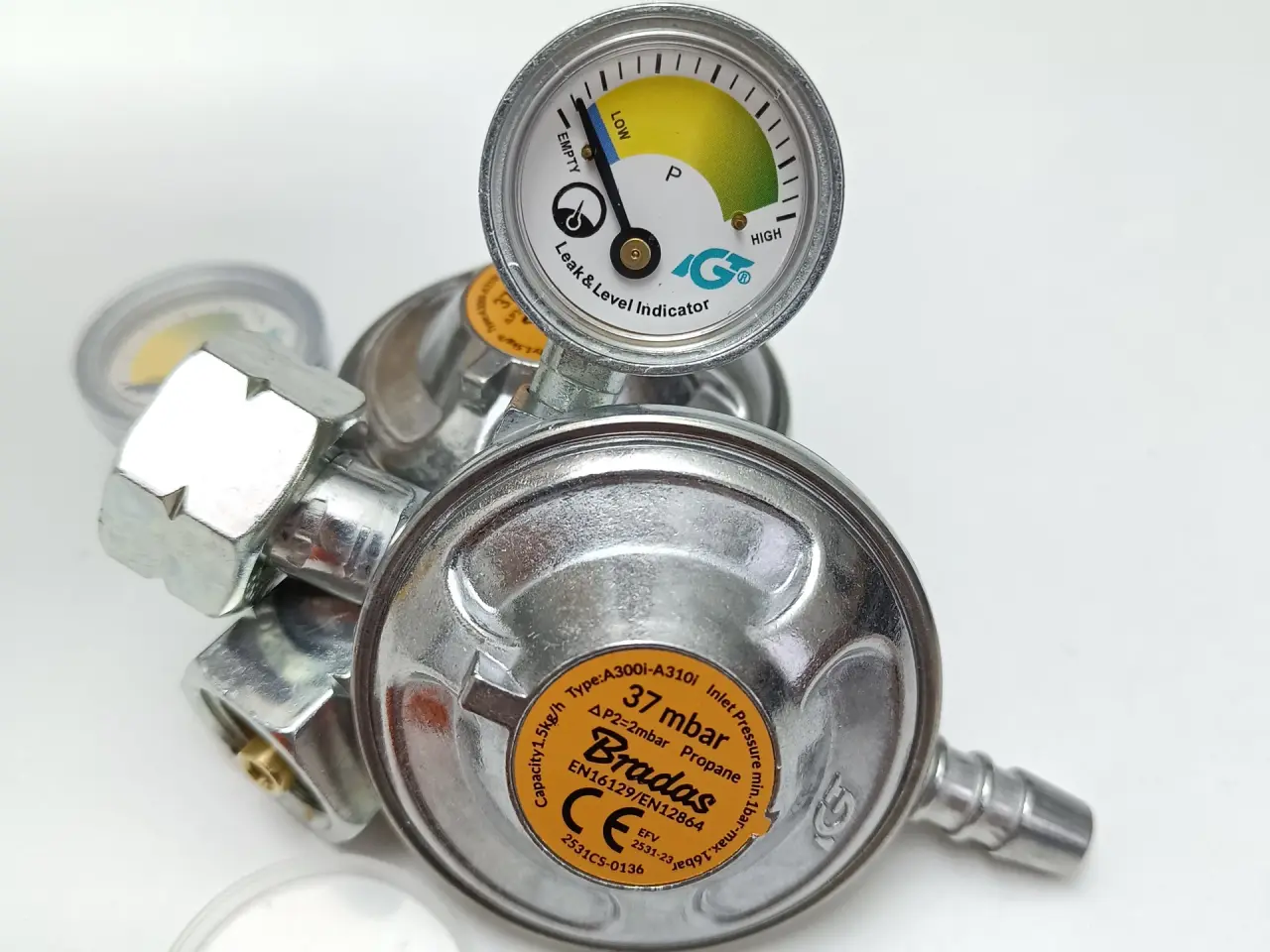Billede 1 - NY! 37mbar Gasregulator + Manometer + Pakning