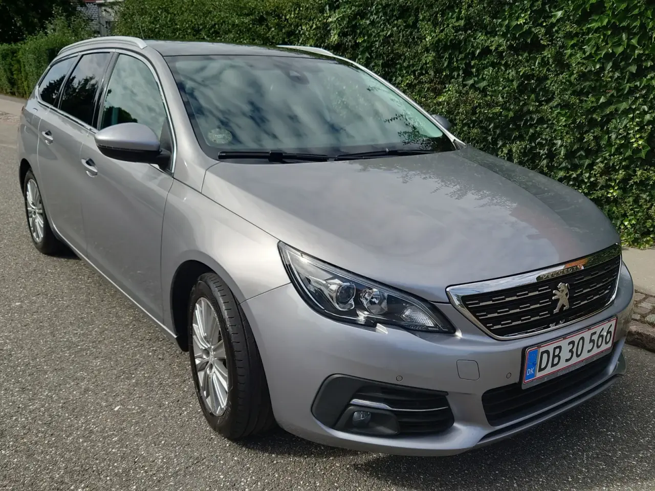 Billede 3 - Peugeot 308 1,6 BlueHDi 120 Allure Sky SW